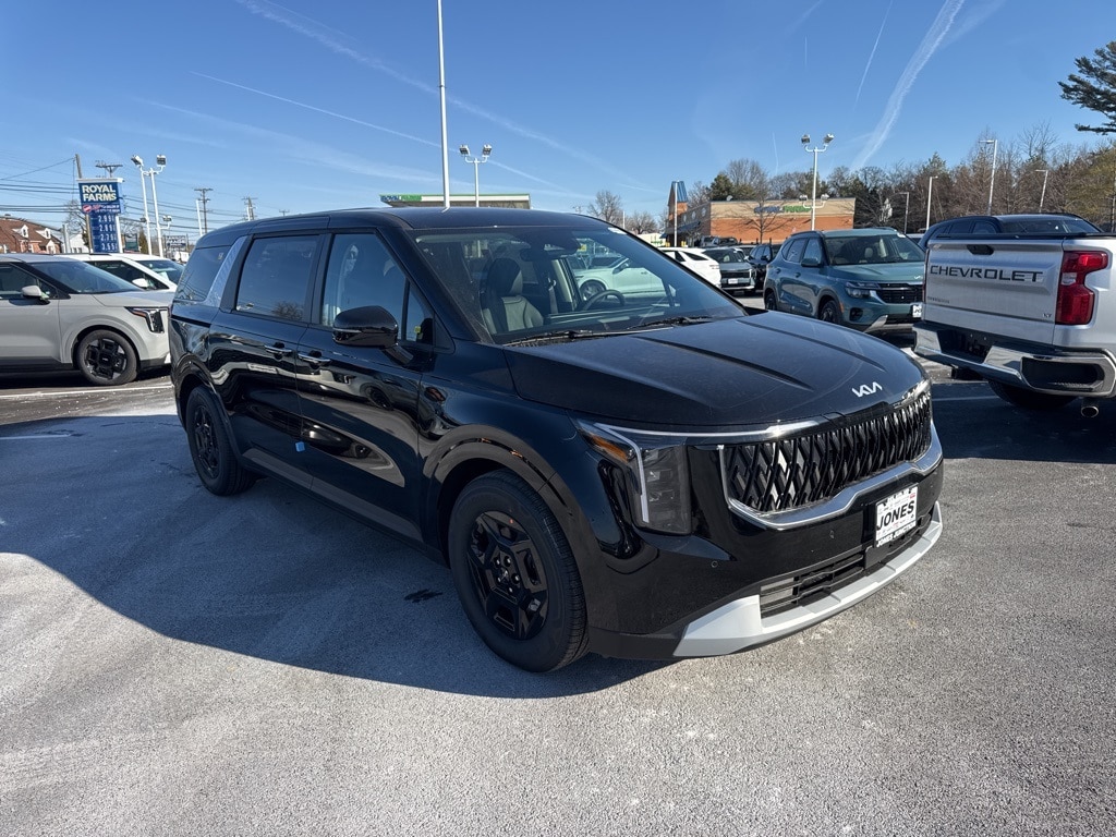 New 2026 Kia Carnival LXS Van Passenger Van