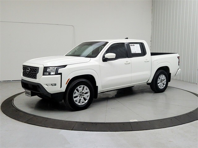 2023 Nissan Frontier SV photo 3