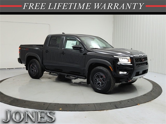 2025 Nissan Frontier Truck 