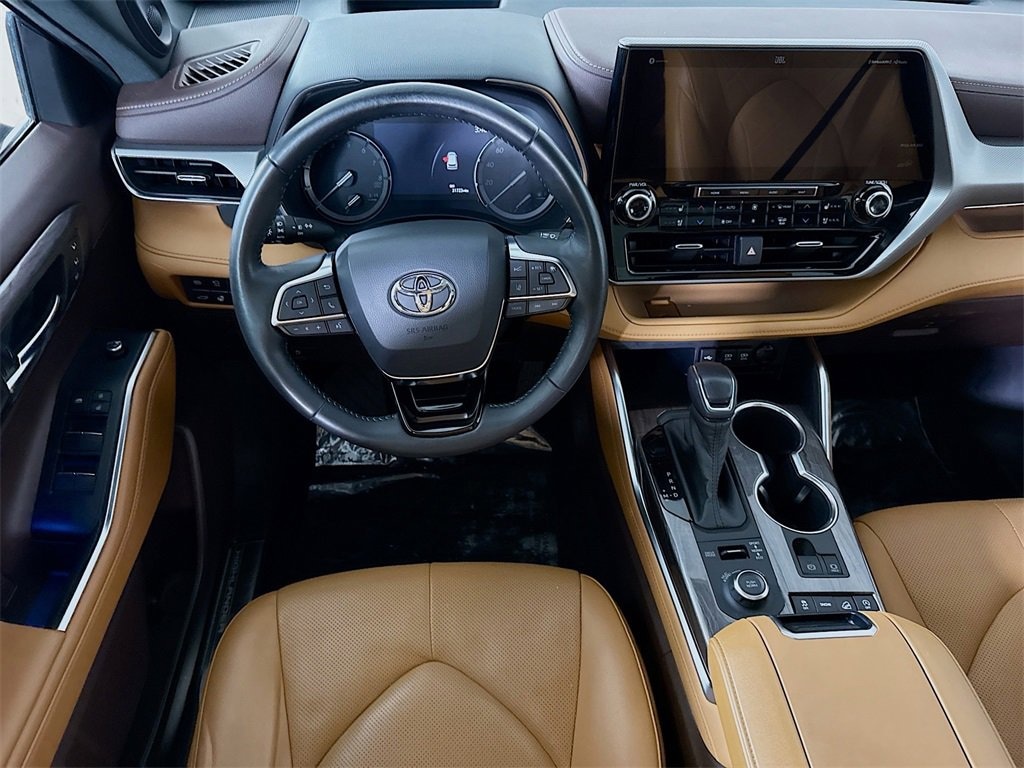 Used 2020 Toyota Highlander Platinum SUV