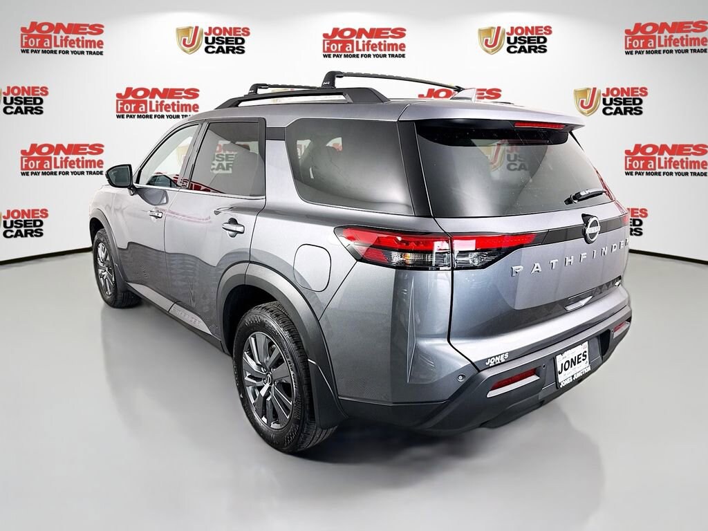 Used 2025 Nissan Pathfinder SV SUV