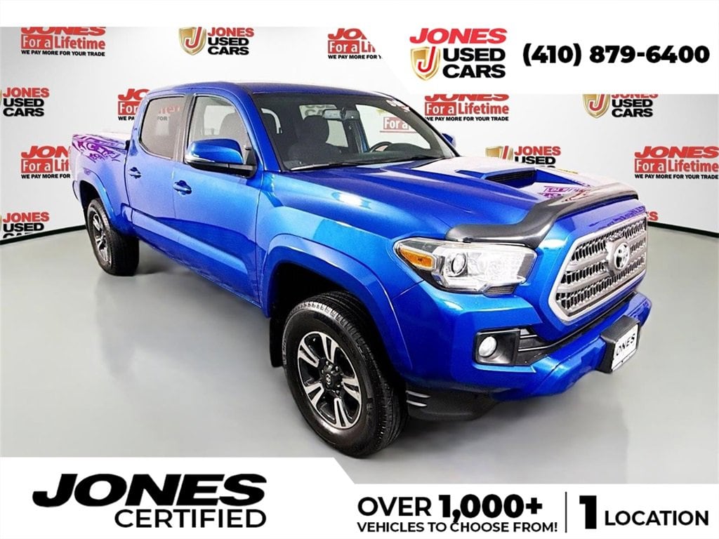 2017 Toyota Tacoma TRD Sport's photo