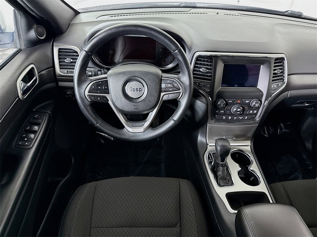 Used 2018 Jeep Grand Cherokee Laredo SUV