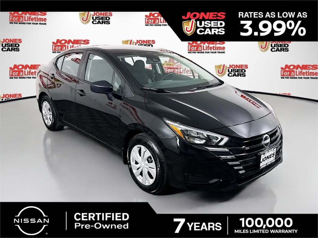 2025 Nissan Versa 1.6 S CVT's photo