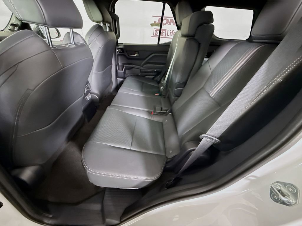 2025 Toyota 4Runner Limited - Photo 28