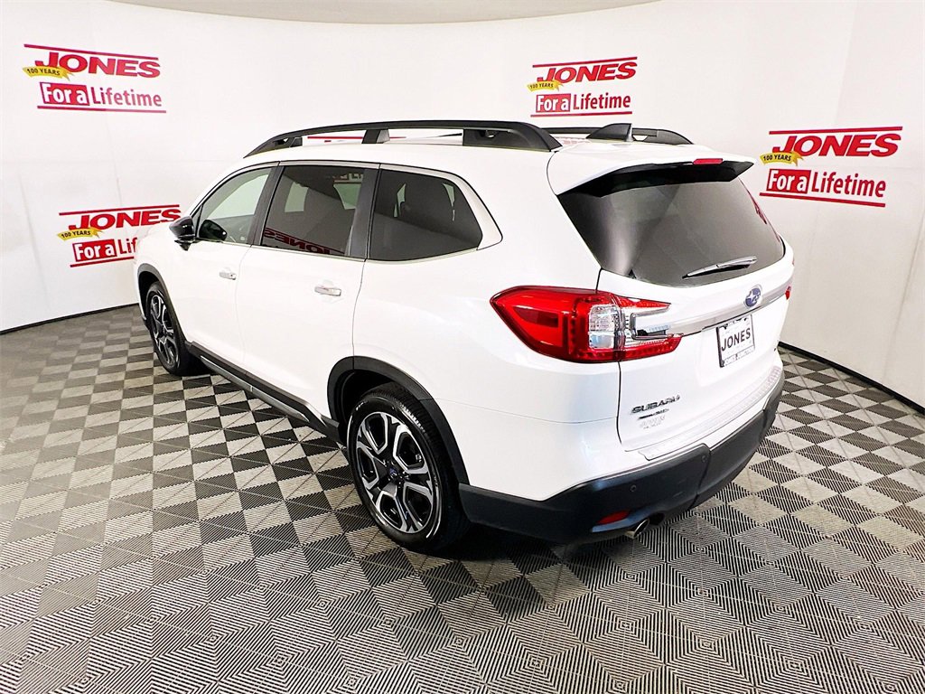 2024 Subaru Ascent Touring photo 2