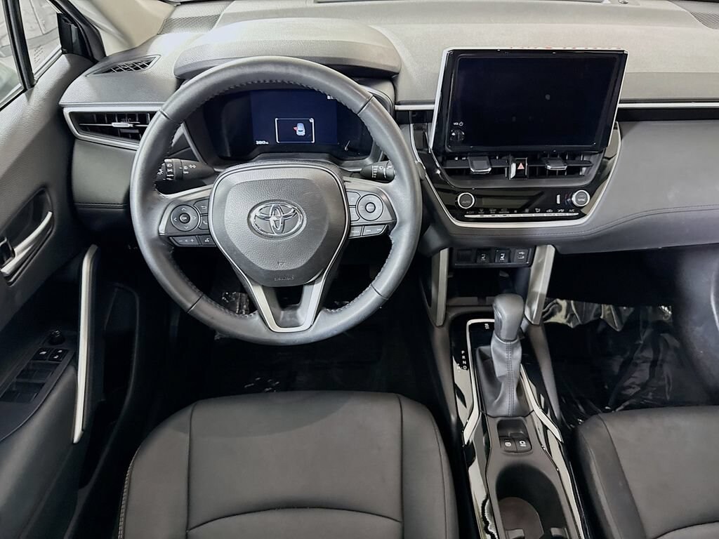 Used 2024 Toyota Corolla Cross XLE SUV