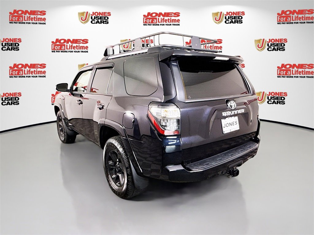 2024 Toyota 4Runner SR5 Premium photo 2