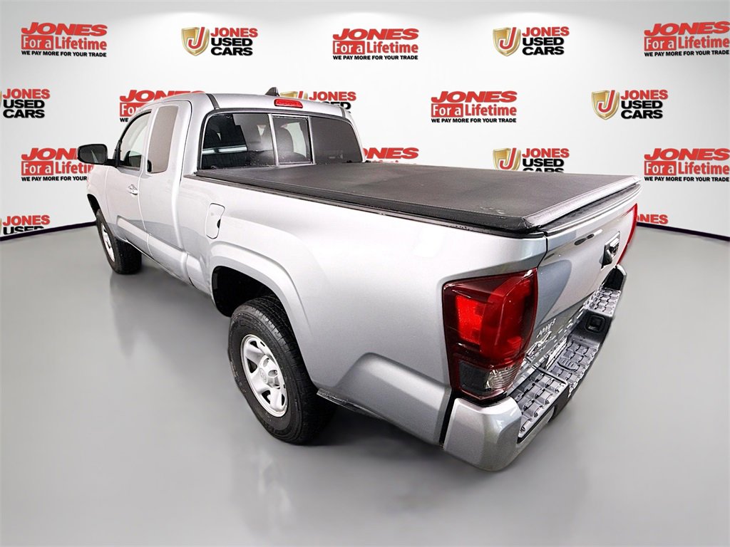 2023 Toyota Tacoma SR photo 2