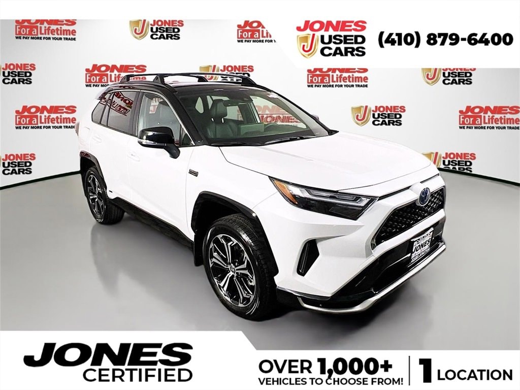 2024 Toyota RAV4 XSE's photo