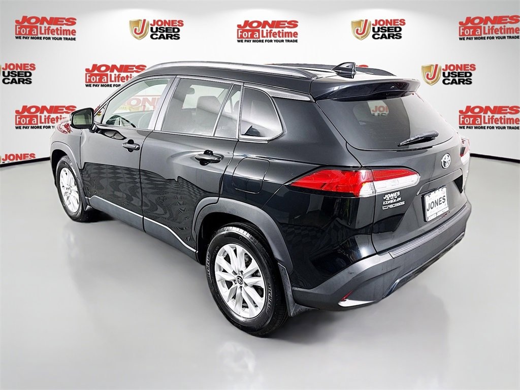 Used 2024 Toyota Corolla Cross LE SUV