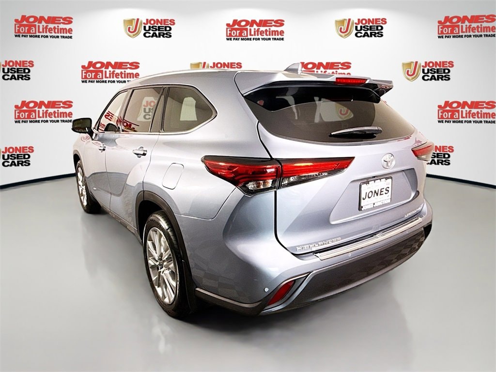 Used 2023 Toyota Highlander Limited SUV