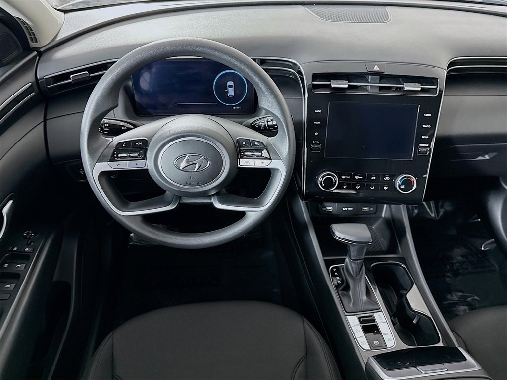 2024 Hyundai Tucson SE photo 3