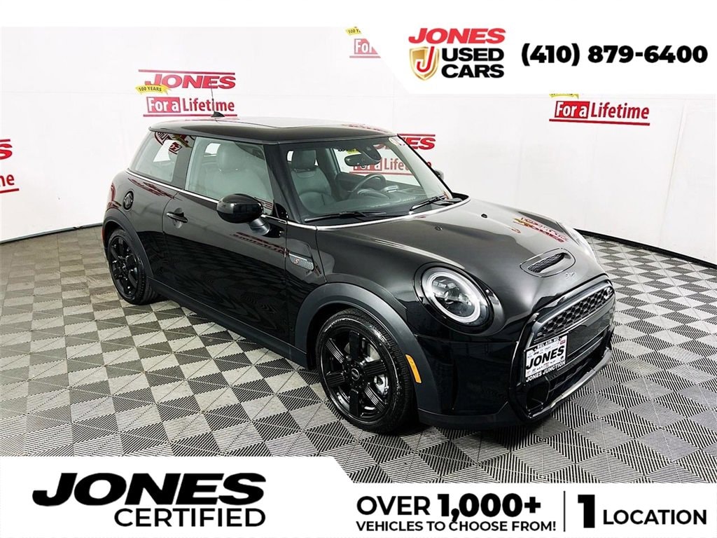 2022 MINI Hardtop 2 Door S's photo