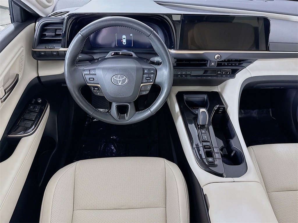 2024 Toyota Crown Limited photo 3
