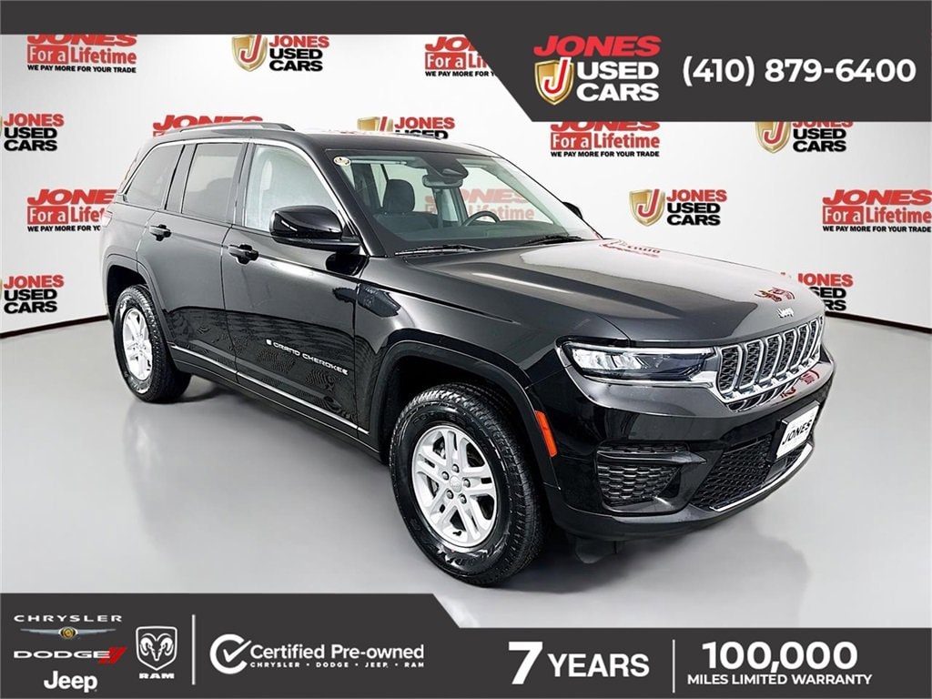 2023 Jeep Grand Cherokee Laredo's photo