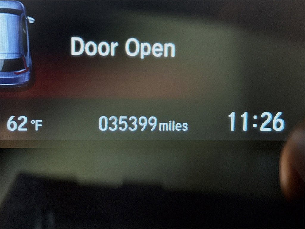 2022 Honda CR-V Touring photo 2