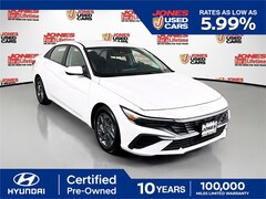 2024 Hyundai Elantra SEL Sedan