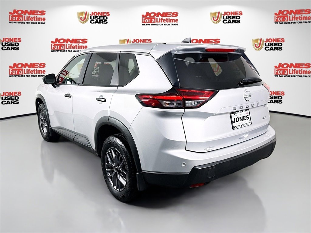 Used 2024 Nissan Rogue S SUV