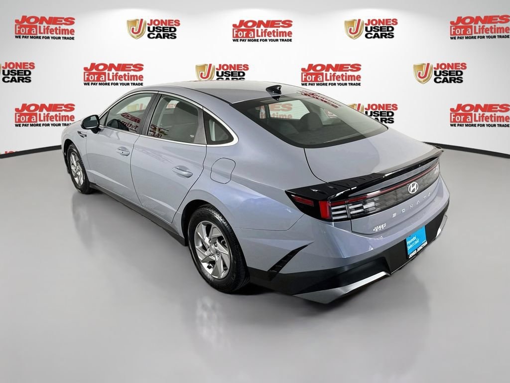 Used 2025 Hyundai Sonata SE Sedan