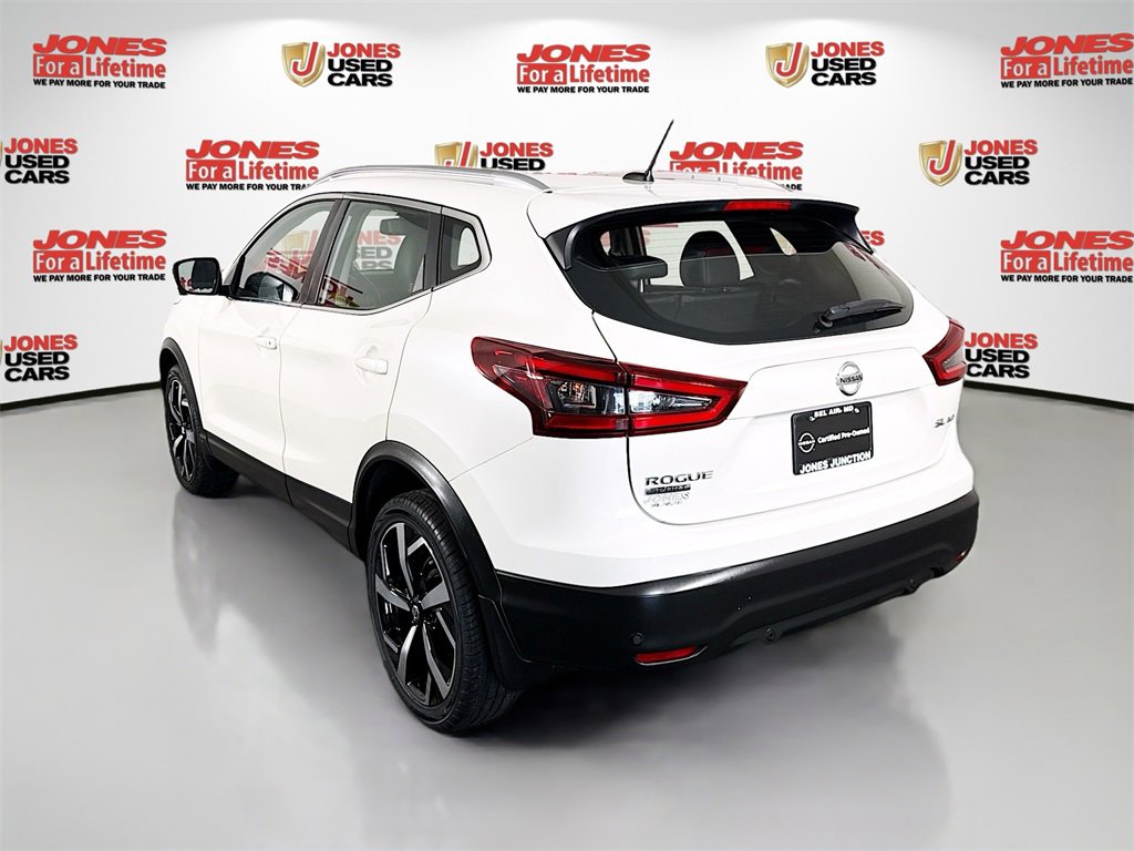 2021 Nissan Rogue Sport SL photo 2