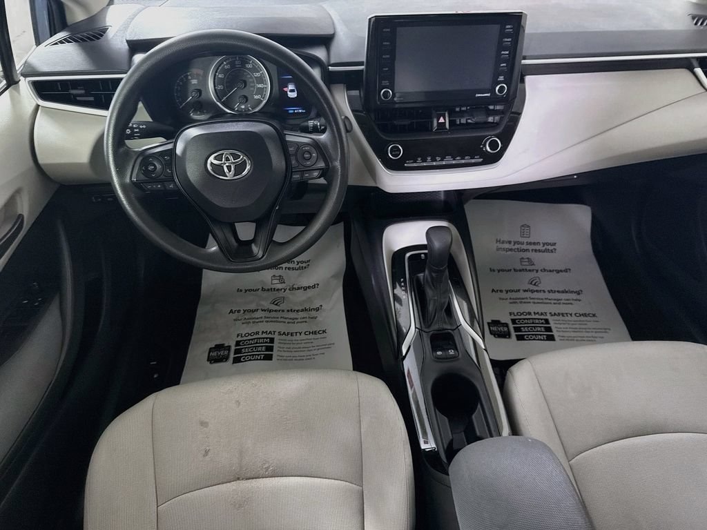 Used 2022 Toyota Corolla LE Sedan