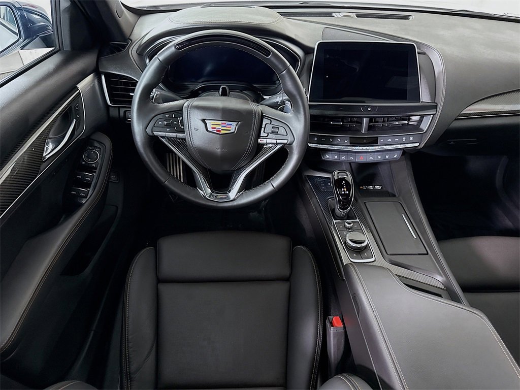 2024 Cadillac CT5 V photo 3