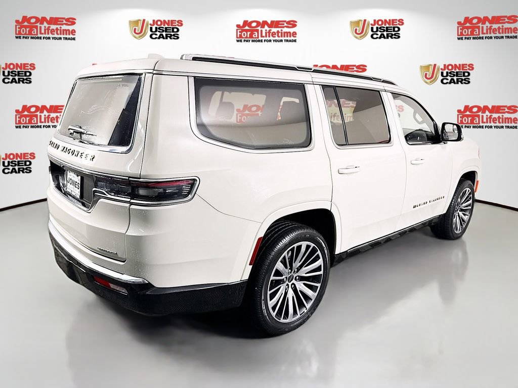 2022 Jeep Grand Wagoneer Series III - Photo 18