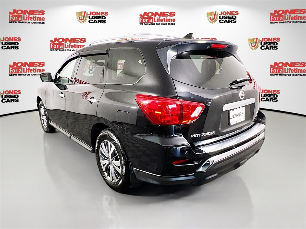 2020 Nissan Pathfinder SL photo 2