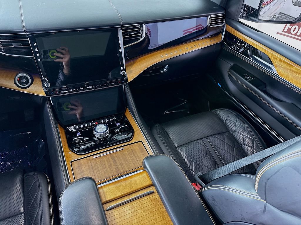 2022 Jeep Grand Wagoneer Series III - Photo 28