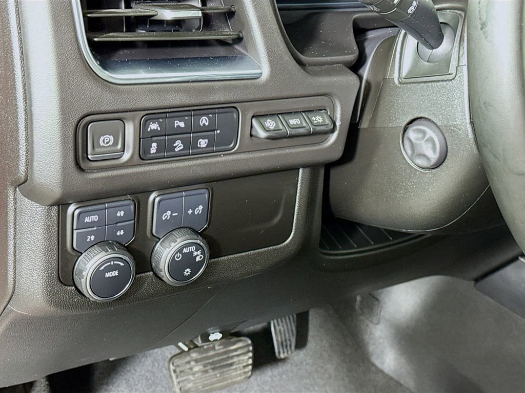 2023 Chevrolet Tahoe Premier - Photo 21