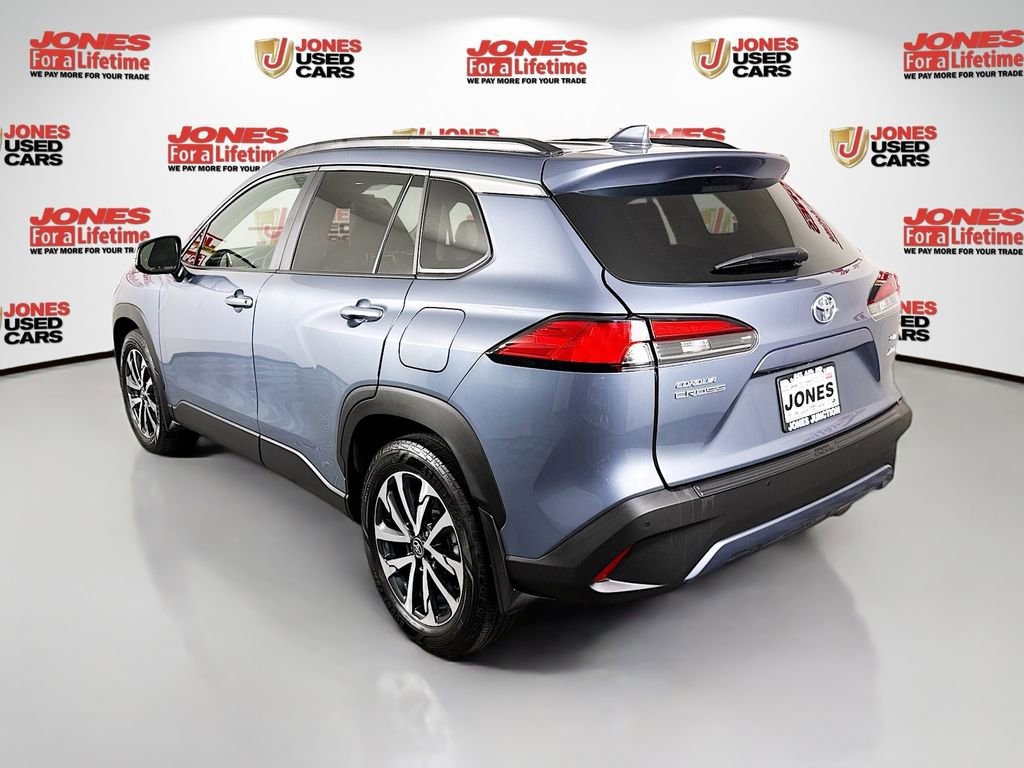 Used 2024 Toyota Corolla Cross XLE SUV