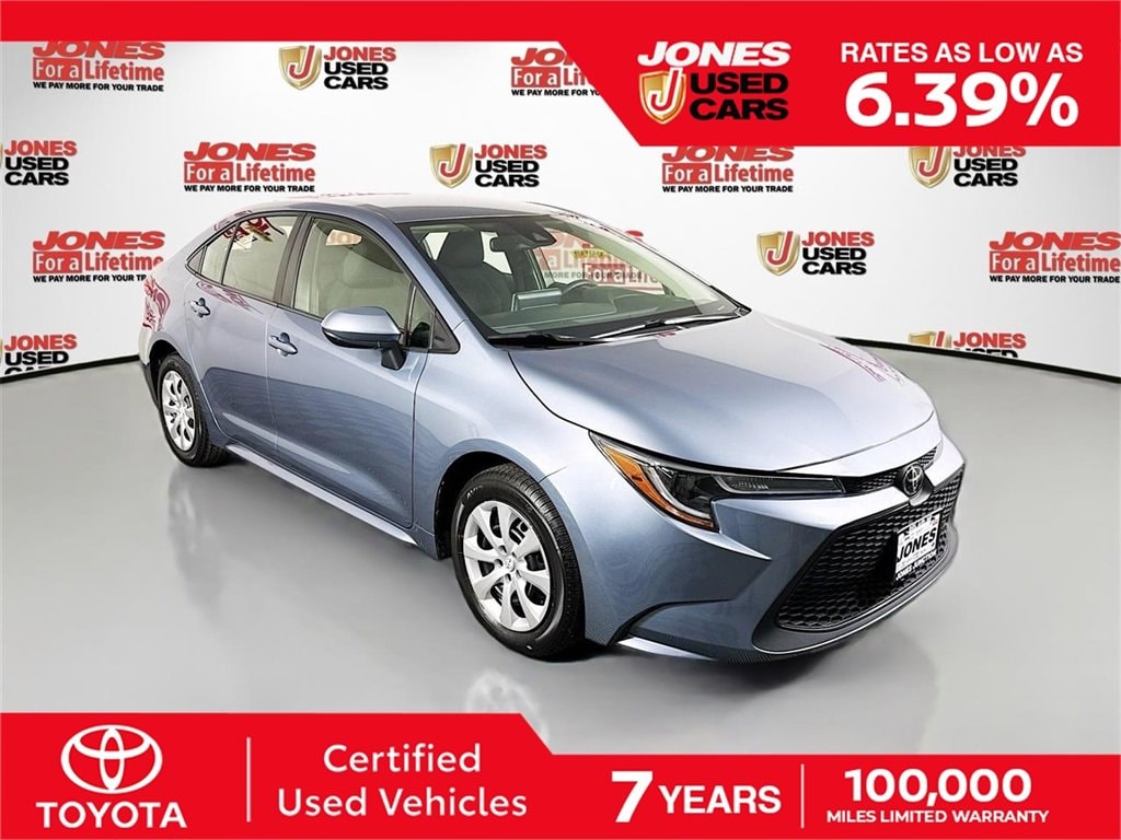 2021 Toyota Corolla LE's photo