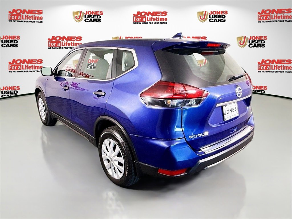 2020 Nissan Rogue S photo 2