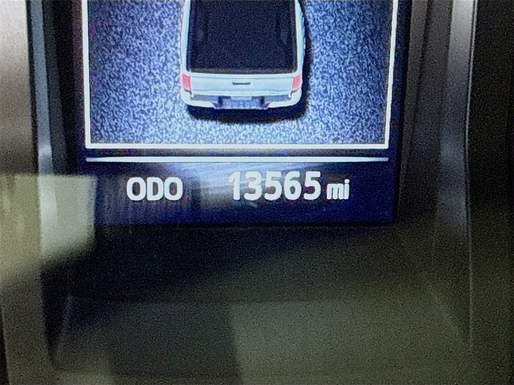 2023 Toyota Tacoma SR photo 4