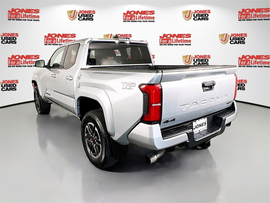 2024 Toyota Tacoma TRD Sport photo 2