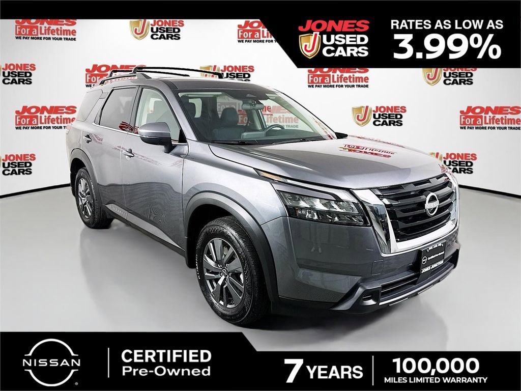 2025 Nissan Pathfinder SV 4WD's photo