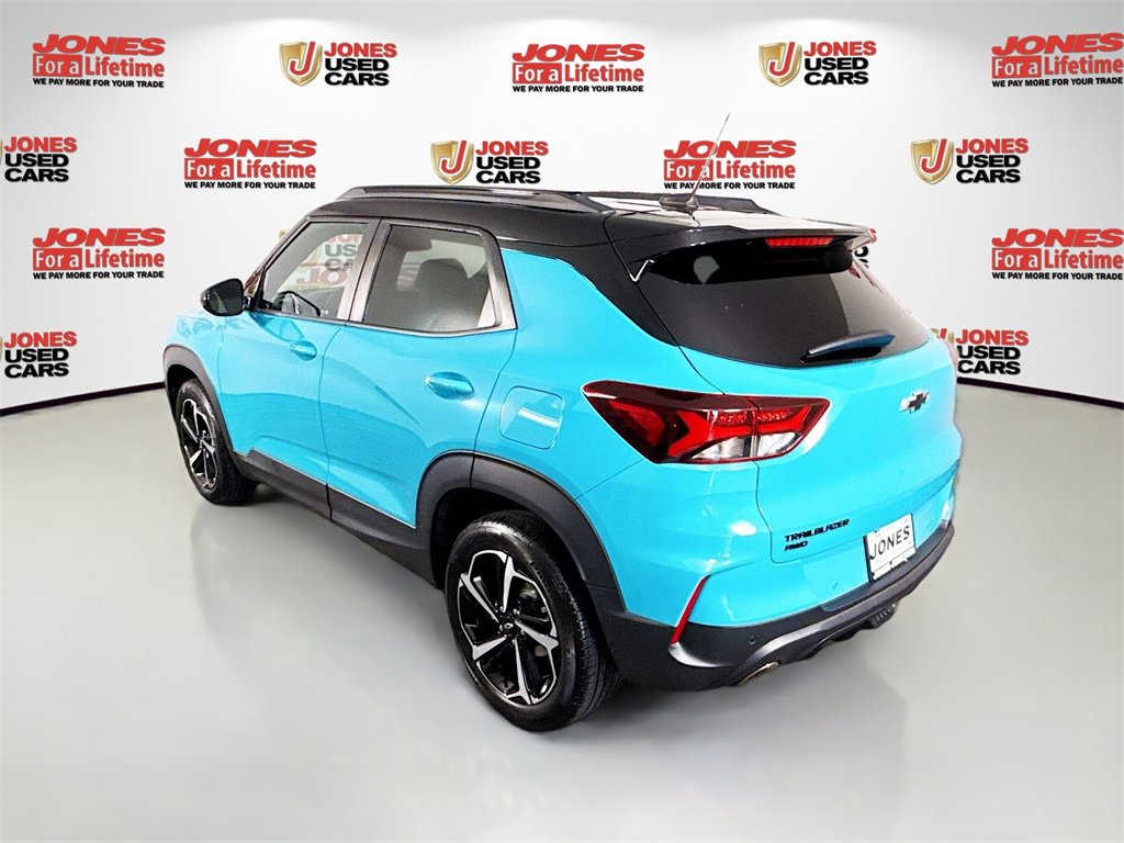 2021 Chevrolet Trailblazer RS photo 2