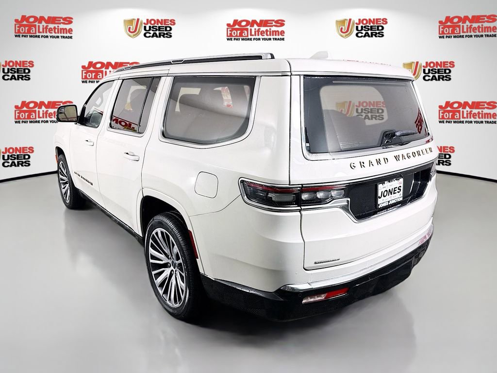 2022 Jeep Grand Wagoneer Series III - Photo 2