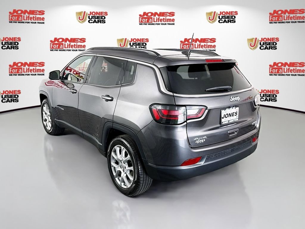 Used 2022 Jeep Compass Latitude Lux SUV