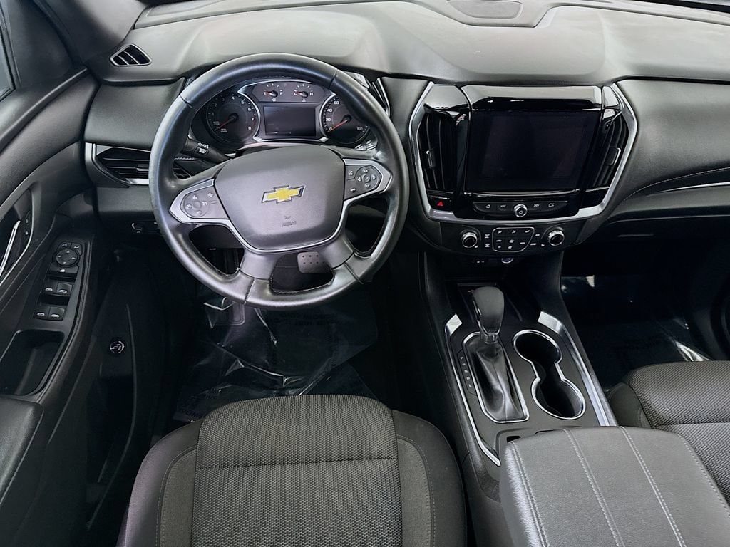 Used 2023 Chevrolet Traverse LT SUV