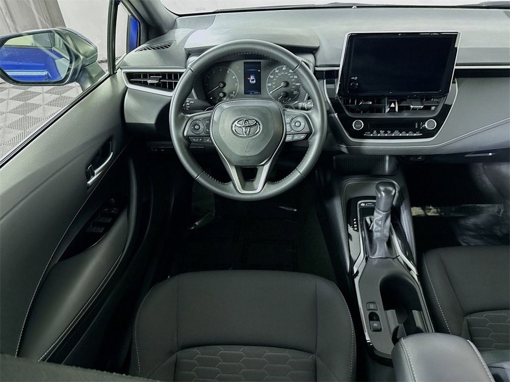 2024 Toyota Corolla SE photo 3