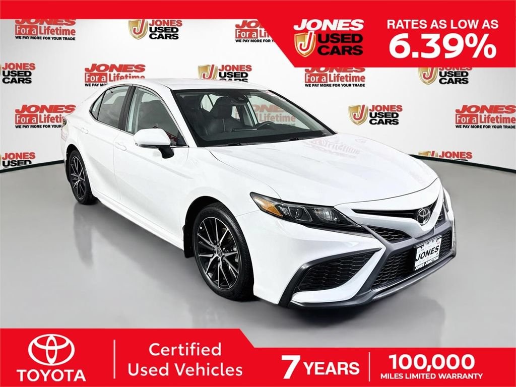 Used 2024 Toyota Camry SE Sedan