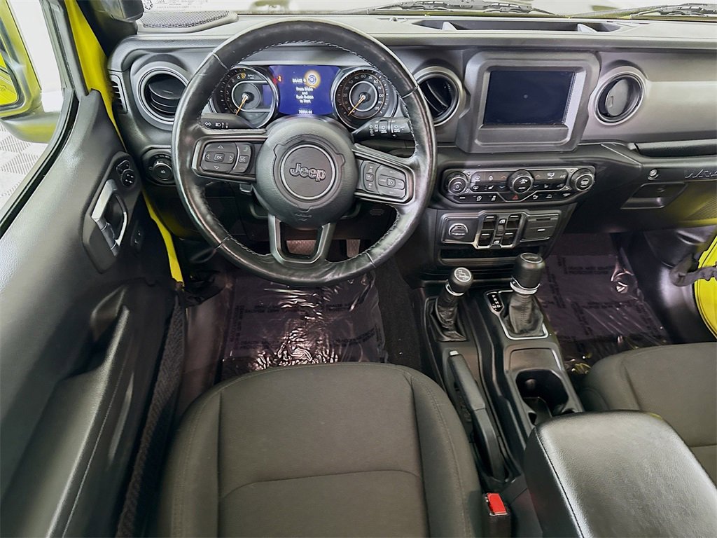 2022 Jeep Wrangler Unlimited High Tide photo 2