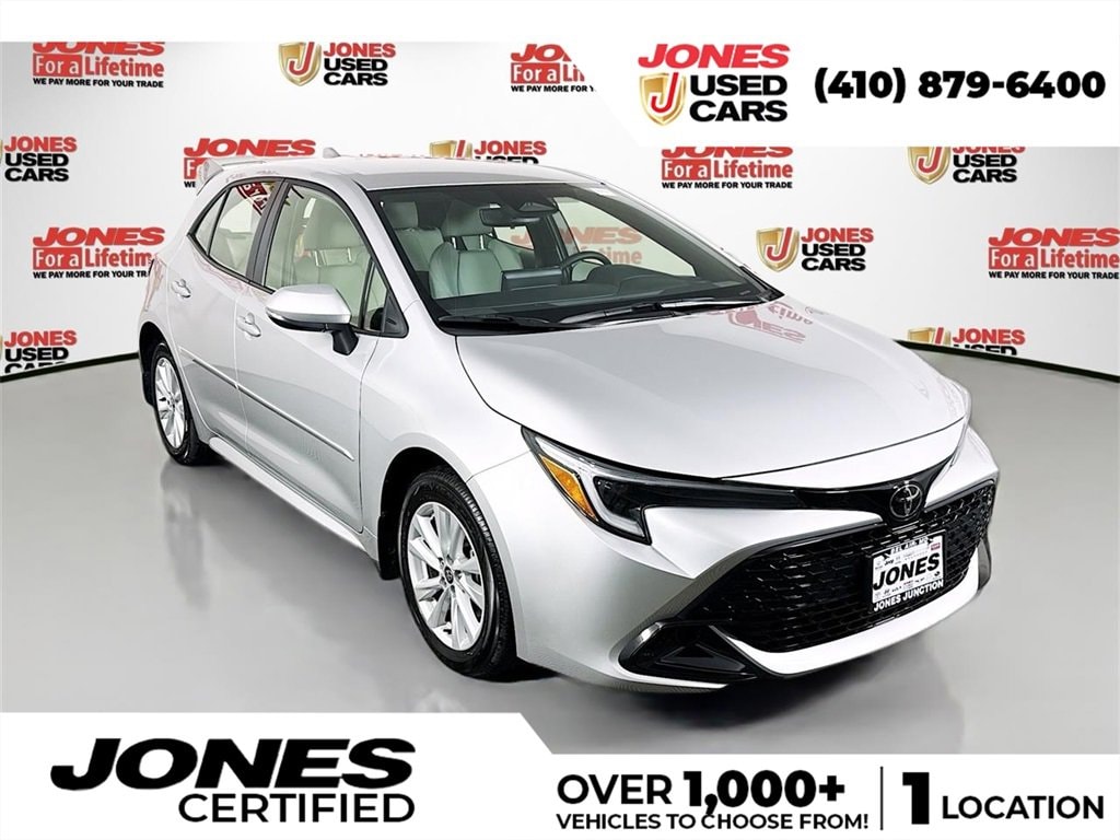 Used 2025 Toyota Corolla Hatchback SE Hatchback