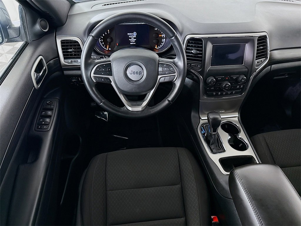 2021 Jeep Grand Cherokee Laredo E photo 3