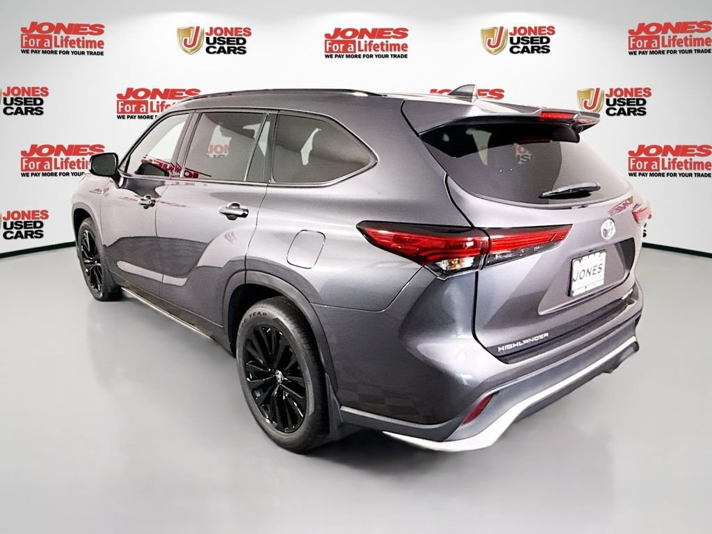 Used 2023 Toyota Highlander XSE SUV
