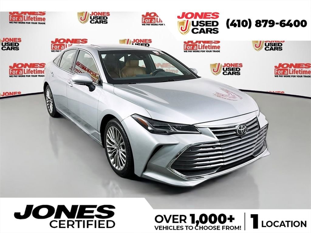 2022 Toyota Avalon Limited's photo