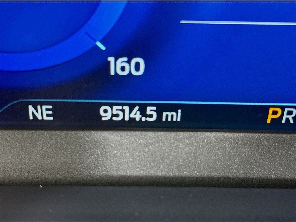 2022 Ford Escape Titanium photo 3