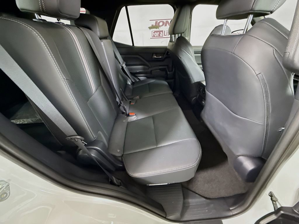 2025 Toyota 4Runner Limited - Photo 31